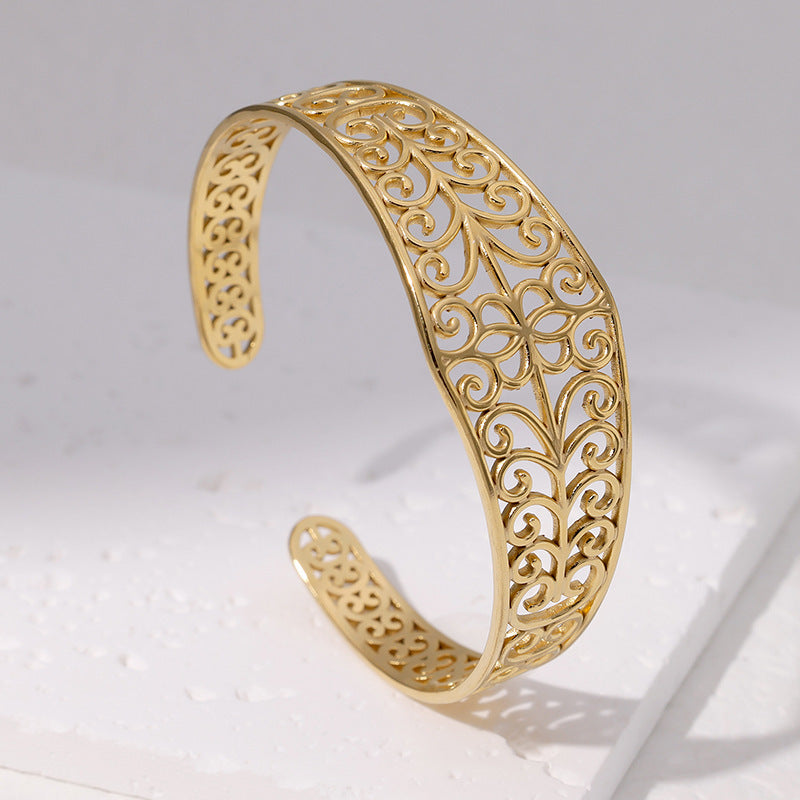 Retro Hollow Bracelet