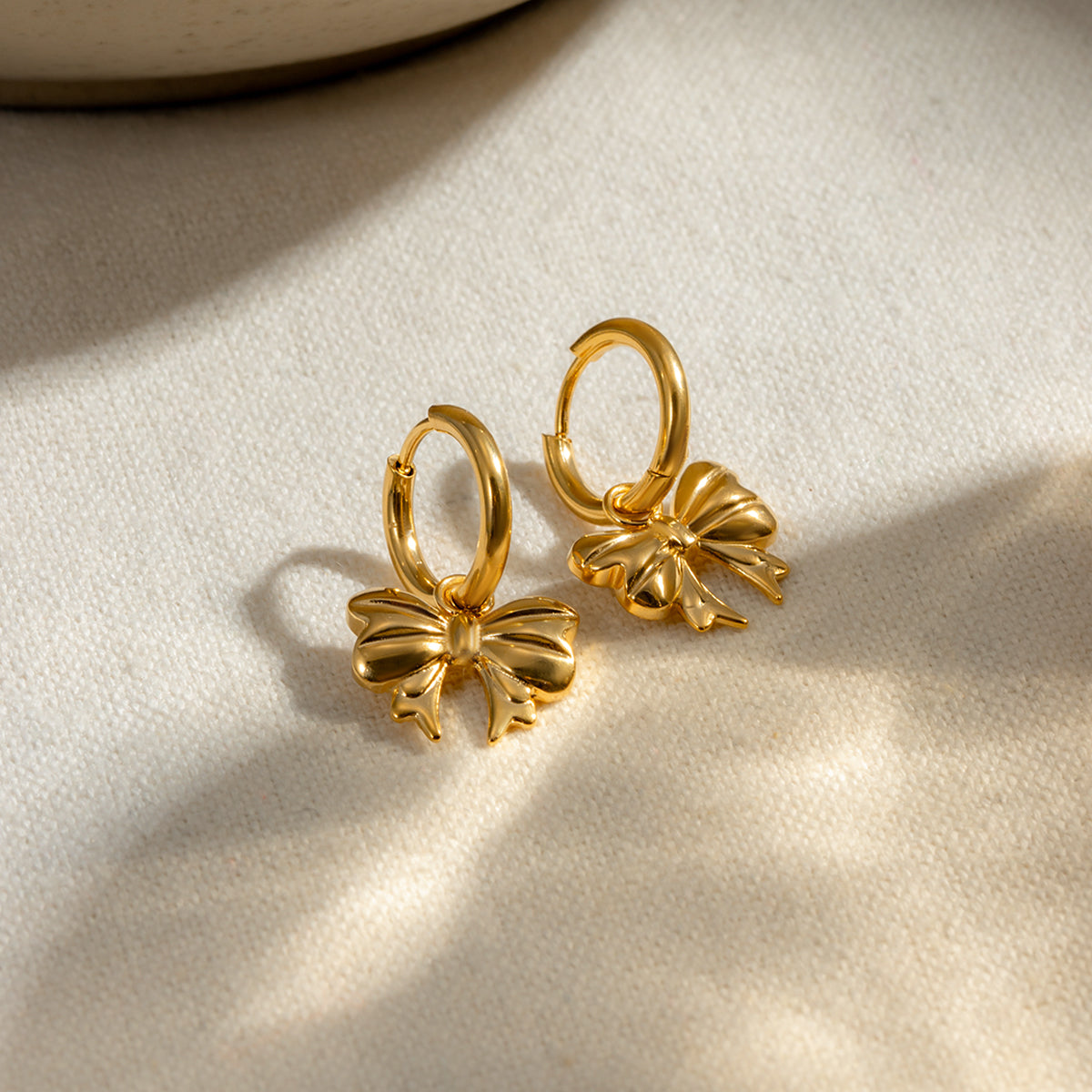 Gold Cutie Bow Earrings