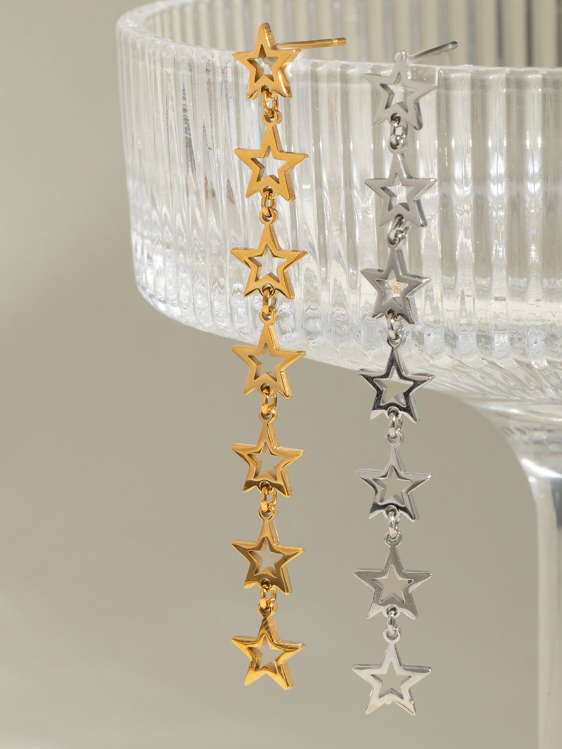 Cutout Star Earrings
