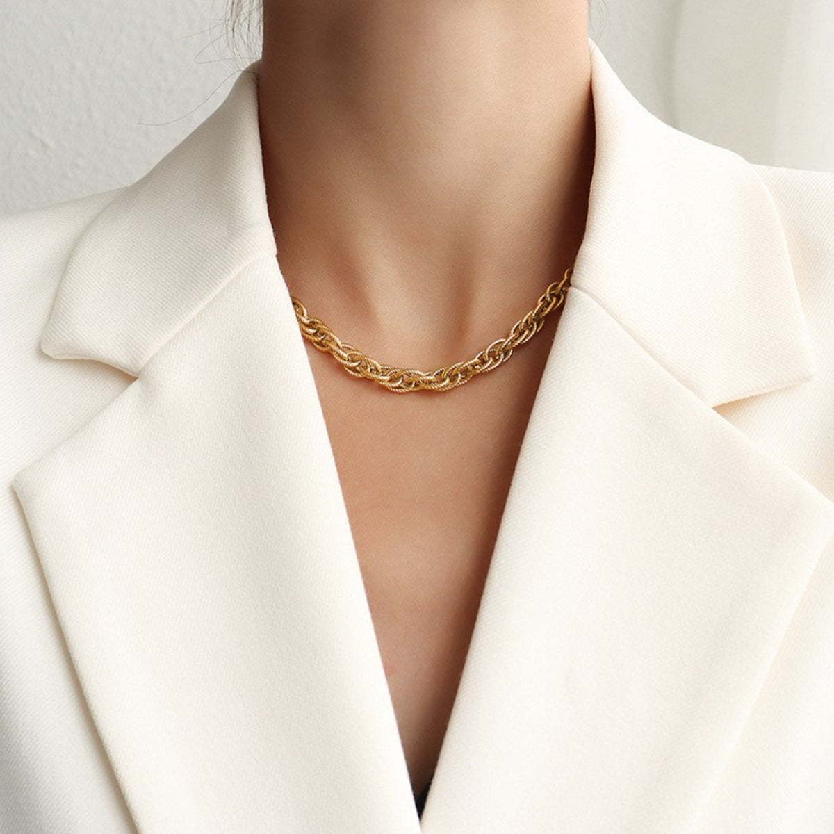 Jennifer Chain Necklace