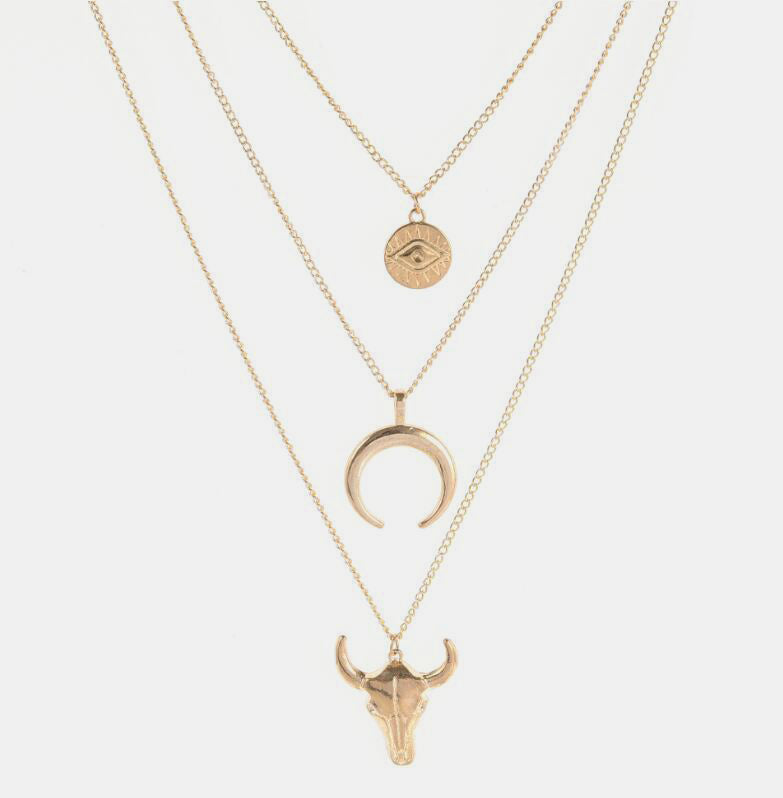 Three-Layered Bull Head Pendant Necklace