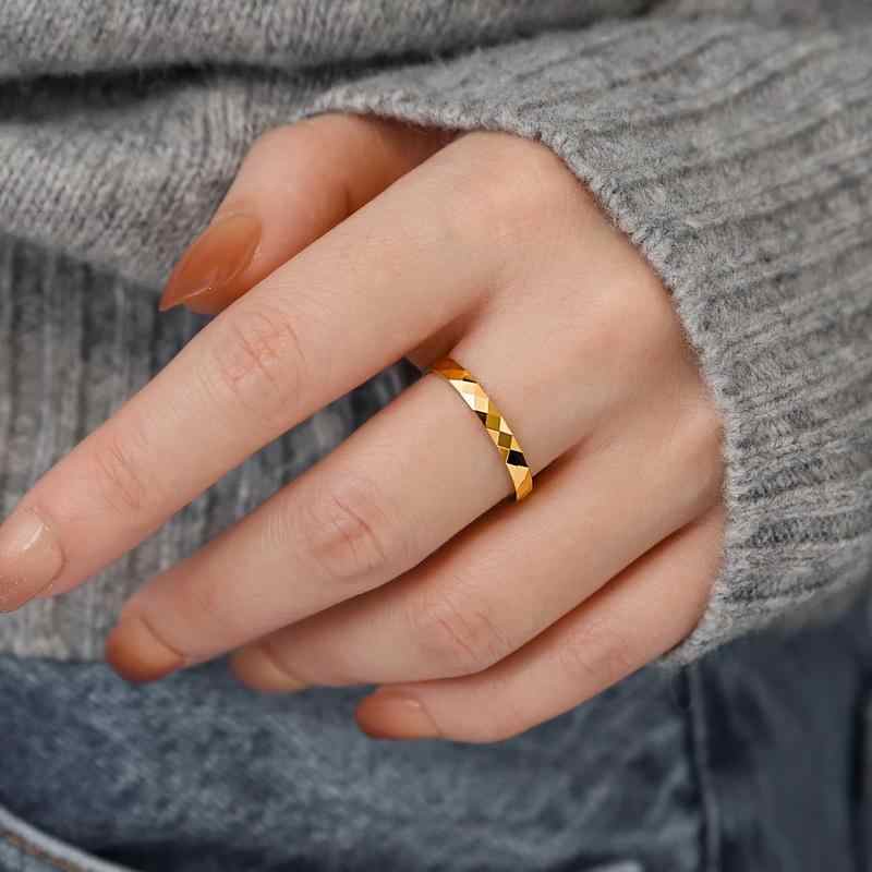 The Lizette Ring