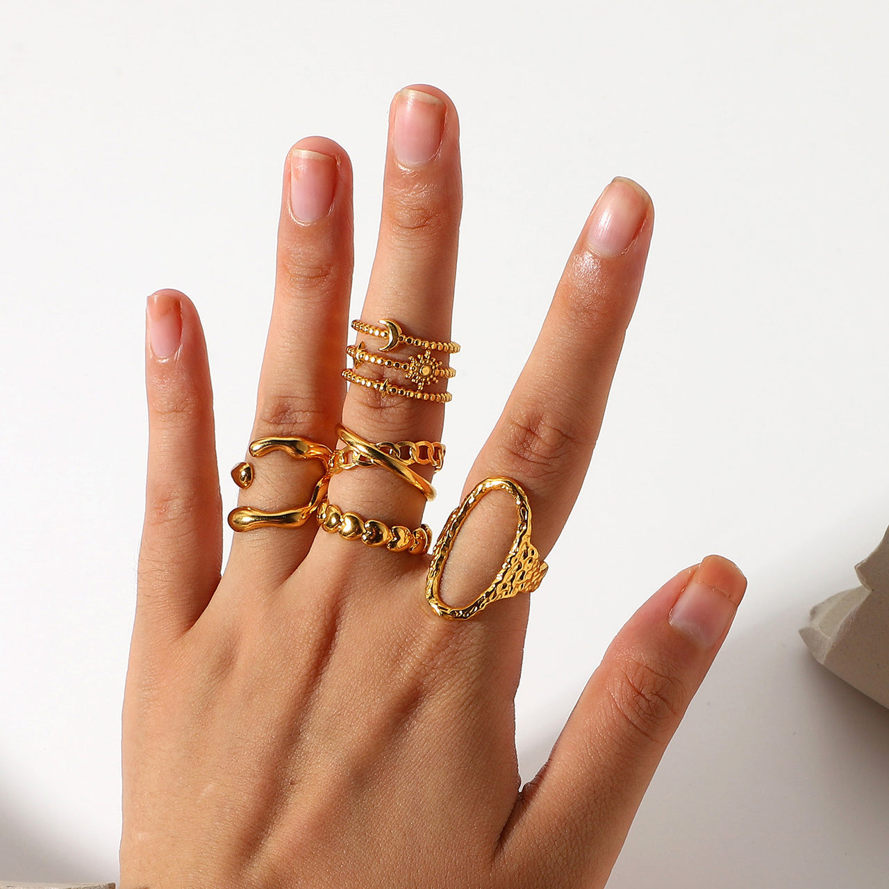 Golden Geometry Open Rings