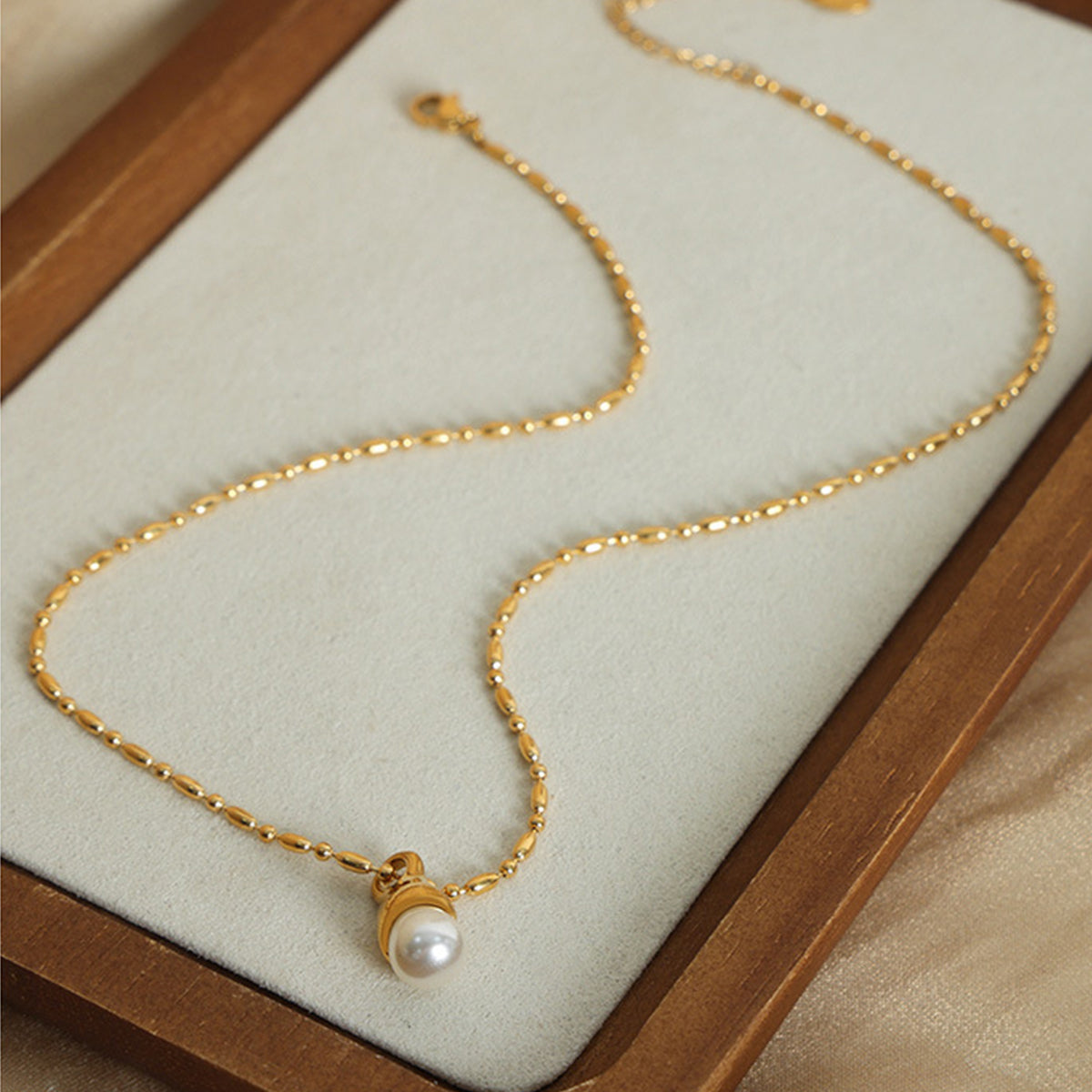 Juniper Pearl Pendant Necklace