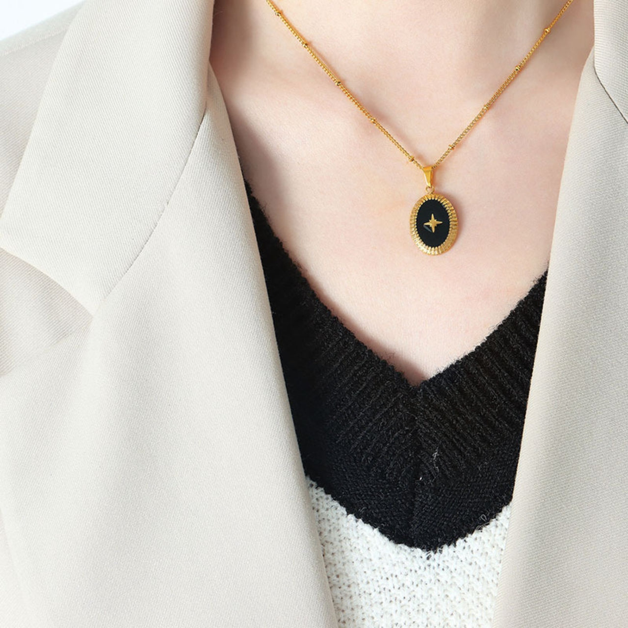 Black & Gold Oval Shape Pendant Necklace